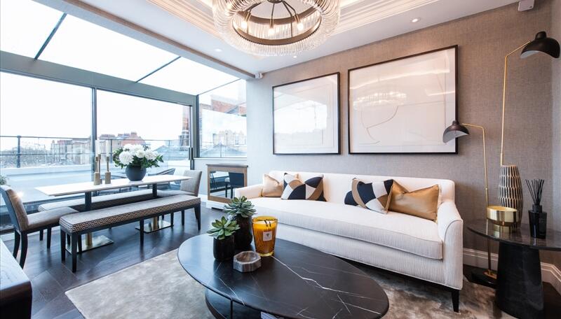 2 bed property in Prince Of Wales Terrace, London